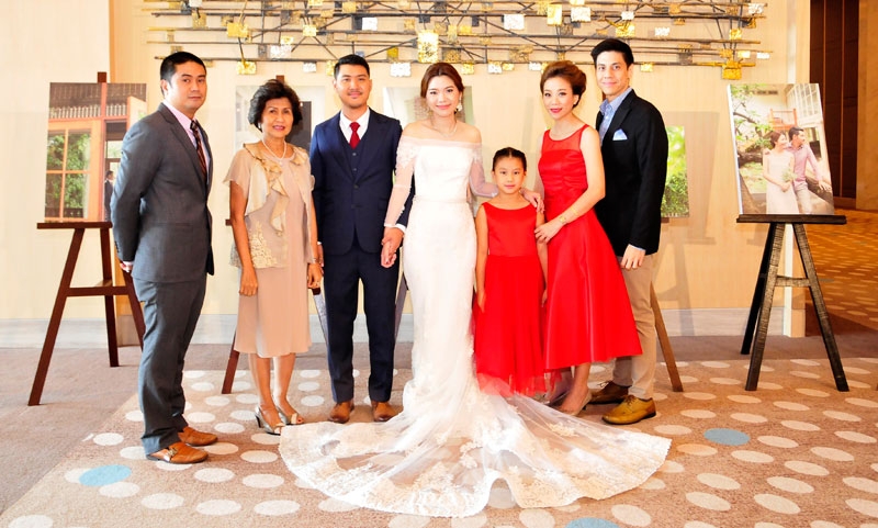 พัชรินทร์ พูนศิริวงศ์ พร้อมด้วย ปิติพัฒน์ พูนศิริวงศ์, กร-ชลทิพย์ พูนศิริวงศ์-น้องพิณ พิณทิพประภา พูนศิริวงศ์