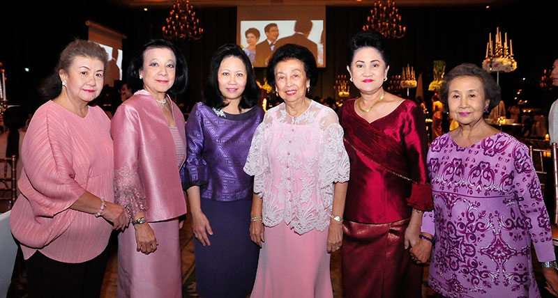 ปาริชาติ อักษรานุเคราะห์, คุณหญิงอลิศรา บุนนาค, สุชาดา สุทธิสารรณกร,ตวงรัตน์ ศิริยงค์ และ นาฏชลี นิยมฤกษ์