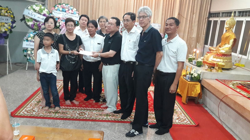 สุคติ : เพื่อนห้อง 504 ศิษย์เก่าวัดราชาธิวาสปี 2521 นำโดย อภิชาต กุสุมาลย์, 
วันชัย วงศ์มีชัย ร่วมเป็นเจ้าภาพงานศพ อ๋อย-อมรินทร์ สว่างอริยะสกุล 
เพื่อนร่วมรุ่น ที่ศาลา 27 วัดธาตุทอง