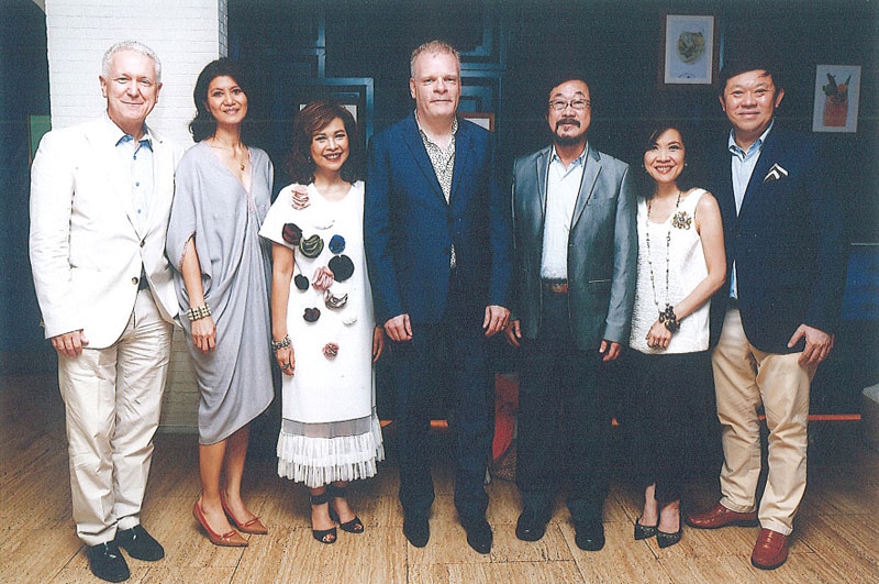 เลี้ยงอำลา : สุทธิธรรม จิราธิวัฒน์ กรรมการและประธานคณะที่ปรึกษา บริษัทกลุ่มเซ็นทรัล จำกัด จัดงานเลี้ยงอำลาตำแหน่งแด่ มร.มิคเคล เหมนิธิ วินเธอร์ เอกอัครราชทูตเดนมาร์ก ประจำประเทศไทย และ ภริยา รัตนวดี เหมนิธิ วินเธอร์ ณ ห้องอาหารอูโนมาส โรงแรมเซ็นทาราแกรนด์ และบางกอกคอนเวนชั่นเซ็นเตอร์ เซ็นทรัลเวิลด์