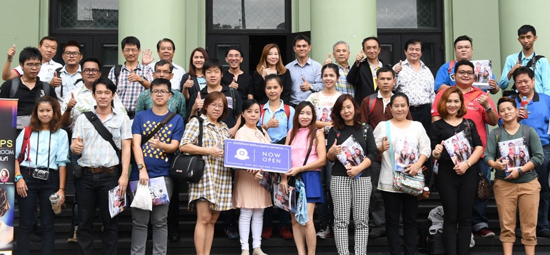 เพื่อสมาชิก     บุษราภรณ์ พรไพศาลศักดิ์ นายกสมาคมธุรกิจการถ่ายภาพ จัดอบรมความรู้การถ่ายภาพ และ Software แต่งภาพเชิงปฏิบัติ โดยเน้นการนำไปใช้งานได้จริงในธุรกิจ เพื่อสนับสนุนให้สมาชิกพัฒนาความรู้ในวิชาชีพและเกิดรายได้เพิ่ม ที่วิทยาลัยเพาะช่าง มหาวิทยาลัยเทคโนโลยีราชมงคลรัตนโกสินทร์