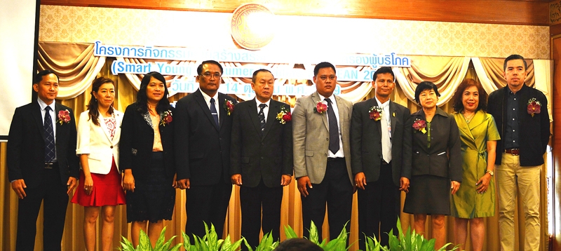 อบรมสร้างสรรค์สื่อ : พลตำรวจตรีประสิทธิ์ เฉลิมวุฒิศักดิ์ เลขาธิการคณะกรรมการคุ้มครองผู้บริโภค เป็นประธานในการเปิดโครงการค่ายสร้างสรรค์สื่อด้านการคุ้มครองผู้บริโภค โดยมีครูที่ปรึกษาและนักเรียนชมรมคุ้มครองผู้บริโภคจากทั่วประเทศเข้าร่วมงาน ณ โรงแรมมิโด กรุงเทพมหานคร