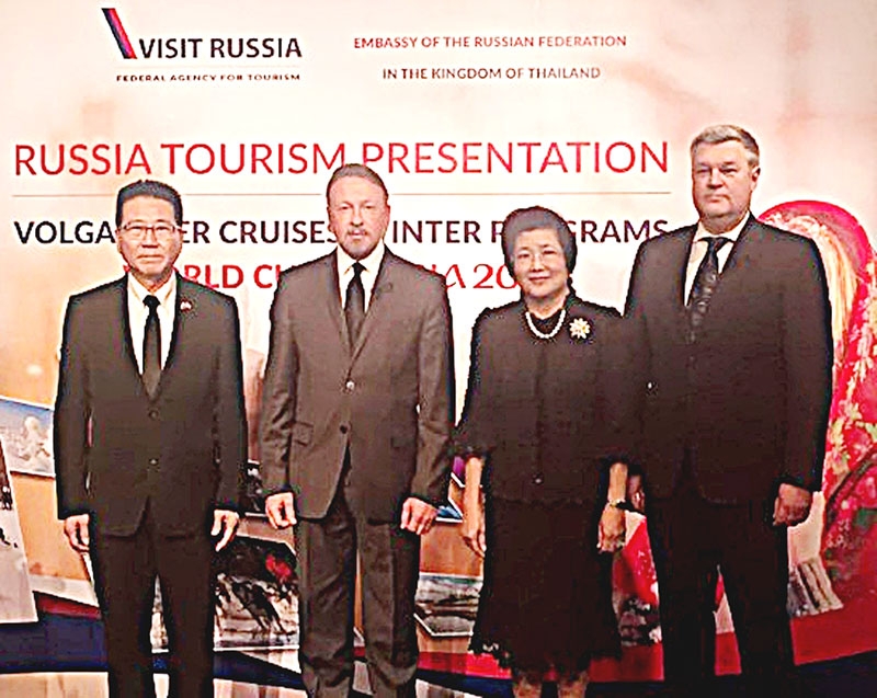 ท่องเที่ยวรัสเซีย : H.E. Mr.Kirill Barsky เอกอัครราชทูตรัสเซียประจำ
ราชอาณาจักรไทย จัดงาน “VISIT RUSSIA” เพื่อแนะนำสถานที่ท่องเที่ยวต่างๆ 
และกิจกรรม World Cup 2018 ที่จะจัดขึ้นในประเทศรัสเซีย โดยมี รศ.ดร.ชวนี 
ทองโรจน์ (ผู้ช่วยรัฐมนตรีว่าการกระทรวงการท่องเที่ยวและกีฬา) มาร่วม ท่ามกลางแขก
ผู้มีเกียรติต่างๆ มากมาย ณ โรงแรม Mandarin Oriental, Bangkok