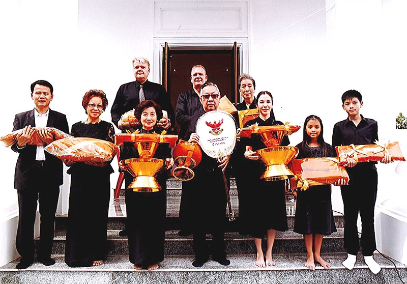 กฐินสามัคคี : สุทธิเกียรติ จิราธิวัฒน์ เป็นประธานถวายผ้าพระกฐินประจำปี 2559 ณ พระอุโบสถ วัดจิราธิวัฒน์ ต.โคกกรวด จ.นครราชสีมา เพื่อสร้างศาลาปฏิบัติธรรม โดยมี รัตตนา นรพัลลภ, สมกมล เวชชาชีวะ, สังข์ ว่องปรีชา, พิชิตปรีชา สุระชน, โรเบิร์ท มัวเวอร์-ลอฟเฟลอร์, ออสติน โรบินสัน, วิภา เจ้าพิทักษ์วงศ์, อิทธิวัฒน์ จิราธิวัฒน์ และ สุพิชชา จิราธิวัฒน์ ไปร่วมอนุโมทนาบุญด้วย