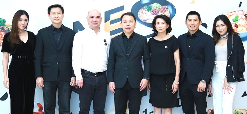 กินดี ดูฟรี : ดร.ณัฐกิตติ์ ตั้งพูลสินธนา รอง กก.ผจก.ใหญ่ สายงานการตลาด บมจ.เซ็นทรัลพัฒนา ร่วมกับพันธมิตรจาก มาสเตอร์การ์ด และ บมจ.เอสเอฟ คอร์ปอเรชั่น เปิดตัวแคมเปญ “DINE FOR FUN“ ให้อิ่มอร่อยกับร้านอาหารในศูนย์การค้าเซ็นทรัลเวิลด์ พร้อมรับบัตรชมภาพยนตร์ฟรี ตลอดเดือนธันวาคม