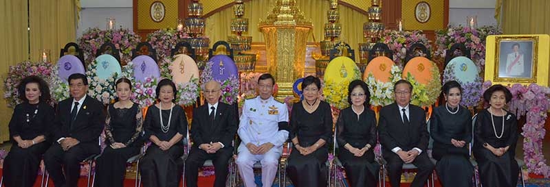 บำเพ็ญกุศล : โพธิพงษ์ - ยุพา - นวลพรรณ ล่ำซำ, อุไร - อนันตชัย คุณานันทกุล, ดร.คุณหญิงกัลยา 
โสภณพนิช, สุทธิเกียรติ จิราธิวัฒน์ และ อาภัสรา หงสกุล ร่วมในงานพระพิธีธรรมสวดพระอภิธรรมศพในพระราชา
นุเคราะห์แก่ นางอารยา วิชิตชลชัย ผู้พิพากษาอาวุโสในศาลฎีกา ภริยา ศ.พรเพชร วิชิตชลชัย ประธานสภานิติบัญญัติแห่งชาติ ณ ศาลา 5 วัดโสมนัสราชวรวิหาร เขตป้อมปราบศัตรูพ่าย โดยกำหนดสวดถึงวันอาทิตย์ที่ 8 กรกฎาคม 2561