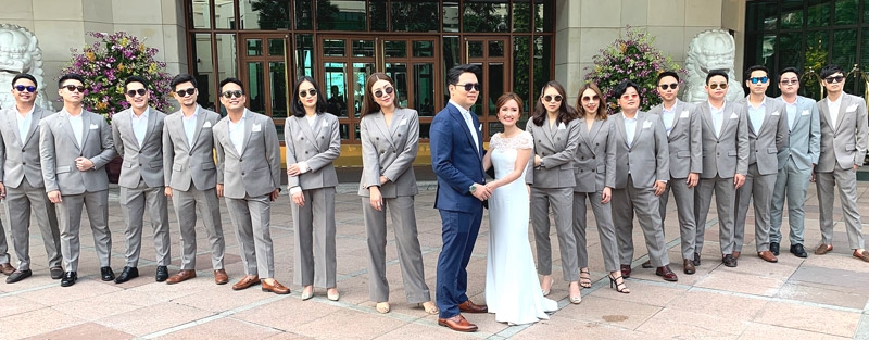 ส่งคู่บ่าวสาว...เข้าเรือนหอ : ธีระศักดิ์ - เพ็ญภรณ์ธนา วงศ์เดชสกุล เจ้าของร้านอ๋าอะไหล่ยนต์ ผู้แทนจำหน่ายอะไหล่ TOYOTA และ ชีวิน - มารีอา กระทอง ร่วมเป็นประธานในพิธีมงคลสมรส พงษ์ณัฐธนา (จอส) วงศ์เดชสกุล กับ พญ.พรรวินท์ (เบนซ์) กระทอง โดยมีเพื่อนโรงเรียนสาธิตแห่งมหาวิทยาลัยรังสิต รุ่น 1 รวมกันทั้งรุ่น พร้อมด้วย สุชญา(โบว์), วรรณลักษณ์ และ อภิชญรัศมิ์(หยก) สงวนณพรรค 
ร่วมแสดงความยินดีกับคู่บ่าวสาวที่คบหาดูใจ มอบความรักที่มั่นคงตั้งแต่ครั้งเรียนชั้นมัธยมด้วยกัน ที่ โรงแรมเพนนินซูล่า กรุงเทพฯ