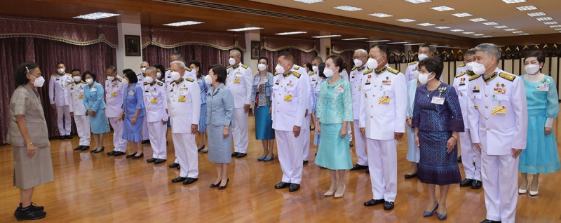 พระบาทสมเด็จพระเจ้าอยู่หัว ทรงพระกรุณาโปรดเกล้าฯ ให้ สมเด็จพระกนิษฐาธิราชเจ้า กรมสมเด็จพระเทพรัตนราชสุดาฯ สยามบรมราชกุมารี เสด็จลงแทนพระองค์ สมเด็จพระนางเจ้าสิริกิติ์ พระบรมราชินีนาถ พระบรมราชชนนีพันปีหลวง พระราชทานพระราชวโรกาสให้ พลเอกสุรยุทธ์ จุลานนท์ ประธานองคมนตรี นำคณะองคมนตรีและภริยา เฝ้าฯ ถวายพระพรชัยมงคล และทูลเกล้าฯ ถวายเงินและสิ่งของ เนื่องในโอกาสวันเฉลิมพระชนมพรรษา สมเด็จพระนางเจ้าสิริกิติ์ พระบรมราชินีนาถ พระบรมราชชนนีพันปีหลวง วันที่ 12 สิงหาคม 2566 ณ อาคารชัยพัฒนา สวนจิตรลดา พระราชวังดุสิต เมื่อวันอาทิตย์ที่ 27 สิงหาคม 2566

