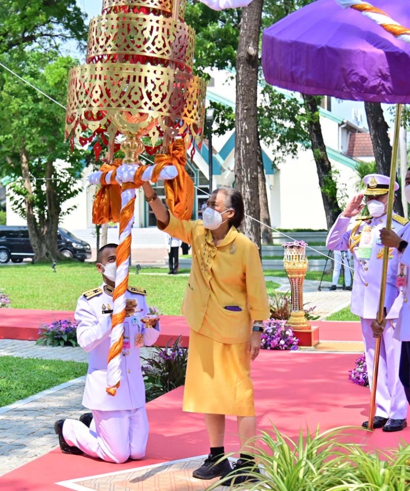 สมเด็จพระกนิษฐาธิราชเจ้า กรมสมเด็จพระเทพรัตนราชสุดาฯ สยามบรมราชกุมารี เสด็จฯ ไปทรงยกฉัตรขึ้นประดิษฐานเหนือหอพระพุทธมหาสิริพีรยพัฒน์ และทรงเปิดหอพระพุทธมหาสิริพีรยพัฒน์ ที่จัดสร้างขึ้นเพื่อเฉลิมพระเกียรติ 65 พรรษา 2 เมษายน 2563 ณ สถาบันพัฒนาสุขภาพอาเซียน มหาวิทยาลัยมหิดล อำเภอพุทธมณฑล จังหวัดนครปฐม เมื่อวันศุกร์ที่ 19 เมษายน 2567 เวลา 09.58 น.

