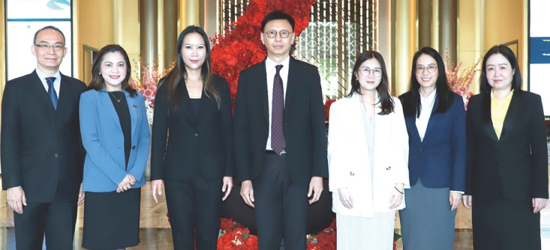 คดีภาษีอากร : ธรรมนูญ พิทยาภรณ์ อธิบดีผู้พิพากษาศาลภาษีอากรกลาง เปิดการสัมมนาทางวิชาการ เรื่อง “การเตรียมความพร้อมในการพิจารณาคดีอาญาตามกฎหมายเกี่ยวกับภาษีอากรในศาลภาษีอากร” ครั้งที่ 1 ประจำปี 2568 ตามโครงการประสานความร่วมมือฯ ด้านการยุติธรรมของหน่วยงานในกระบวนการยุติธรรม โดยมี ลักษมีกานต์ อิงคะกุล ประธาน
เจ้าหน้าที่บริหาร มิราเคิล กรุ๊ป พร้อมคณะผู้บริหารโรงแรมฯ ร่วมกันต้อนรับ ที่ โรงแรมอัศวิน แกรนด์ คอนเวนชั่น เขตหลักสี่

