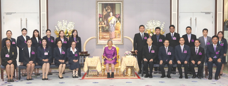 สมเด็จพระกนิษฐาธิราชเจ้า กรมสมเด็จพระเทพรัตนราชสุดาฯ สยามบรมราชกุมารี เสด็จออก ณ วังสระปทุม พระราชทานพระราชวโรกาสให้ ศ.กิตติคุณ นพ.จรัส สุวรรณเวลา รองประธานมูลนิธิส่งเสริมโอลิมปิกวิชาการและพัฒนามาตรฐานวิทยาศาสตร์ศึกษาฯ นำคณะกรรมการจัดการแข่งขันโอลิมปิกวิชาการระหว่างประเทศ เฝ้าทูลละอองพระบาท กราบบังคมทูลรายงานความคืบหน้าการเตรียมการซึ่งมูลนิธิฯ จะเป็นเจ้าภาพจัดการแข่งขันฯ เมื่อวันเสาร์ที่ 7 มิถุนายน 2568