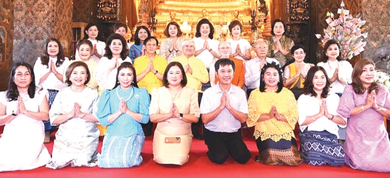 ทอดผ้าป่ามหากุศล : ศ.วิริยะ นามศิริพงศ์พันธุ์ ประธานกิตติมศักดิ์ มูลนิธิสากลเพื่อคนพิการ และ มณี
นามศิริพงศ์พันธุ์ ประธานมูลนิธิฯ จัดงานทอดผ้าป่ามหากุศลเพื่อพัฒนาคุณภาพชีวิตคนพิการ ปี 2568 รวมยอด
ปัจจัยในงาน 3,250,577.06 บาท เพื่อสนับสนุนการดำเนินงานพัฒนาคุณภาพคนพิการให้เกิดประโยชน์สูงสุด โดยส่งเสริมอาชีพ ฝึกอบรม สร้างความมั่นคงที่ยั่งยืนให้แก่คนพิการ ณ วัดบวรนิเวศราชวรวิหาร เขตพระนคร