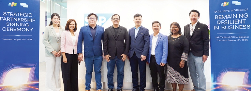 ปรับปรุงกระบวนการทำงานสู่ดิจิทัล : มร.เลวี่ เหงียน ปธ.จนท.บห.บริษัท FPT ไต้หวัน–ประเทศไทย และ มร.ดีพัค เคาชิค (คนที่ 4 จากซ้าย) ประธานเจ้าหน้าที่ฝ่ายพันธมิตร ภูมิภาคเอเชียตะวันออกเฉียงใต้ บริษัท SAP ประเทศไทย ร่วมลงนามความร่วมมือเชิงกลยุทธ์ ภายใต้โครงการ SAP PartnerEdge ในฐานะ
Sell Partner ครอบคลุมสิงคโปร์ มาเลเซีย และประเทศไทย ขับเคลื่อนนวัตกรรมด้วยโซลูชั่นชั้นนำระดับโลก