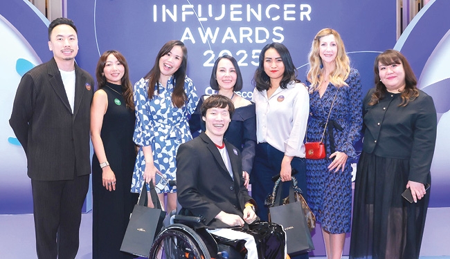 ต่อยอดครีเอเตอร์ไทย : วันชนะ จิตต์การงาน ประธานสมาคม Strategic Asia Marketing Alliance ประเทศไทย, ดร.คารีน โลหิตนาวี-ฟริกค์ และ กษมา เจตน์จรุงวงศ์ ร่วมเสวนาหัวข้อ “Rise Borderless, Scaling Creators and Brands Across ASEAN” ในงาน “Thailand Influencers Awards 2025”