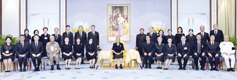 สมเด็จพระกนิษฐาธิราชเจ้า กรมสมเด็จพระเทพรัตนราชสุดาฯ สยามบรมราชกุมารี นายกสภาสถาบันเทคโนโลยีจิตรลดา เสด็จออก ณ วังสระปทุม ทรงเป็นประธานการประชุมสภาสถาบันเทคโนโลยีจิตรลดา ครั้งที่ 41 (ครั้งที่ 1 ปีงบประมาณ พ.ศ. 2569) มีอุปนายกสภาสถาบัน พร้อมด้วยกรรมการสภาสถาบัน, อธิการบดี, กรรมการและเลขานุการสภาสถาบัน, กรรมการสภาสถาบันประเภทผู้แทนหัวหน้าส่วนงาน, ผู้แทนผู้ปฏิบัติงาน และผู้บริหารสถาบัน เข้าร่วมประชุม เพื่อกำกับติดตามการดำเนินงานด้านต่างๆ ทั้งเรื่องเชิงนโยบาย เชิงบริหาร และเชิงวิชาการ เมื่อวันพุธที่ 12 พฤศจิกายน 2568 เวลา 09.00 น.