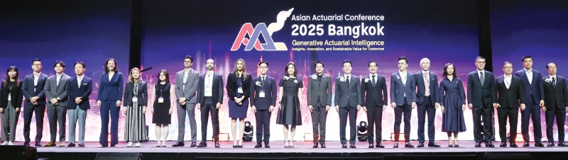 แบ่งปันความรู้และนวัตกรรม : นุสรา (อัสสกุล) บัญญัติปิยพจน์ นายกสมาคมประกันชีวิตไทย และ ประธานเจ้าหน้าที่บริหาร บมจ.ไทยสมุทรประกันชีวิต เปิดงาน “Asian Actuarial Conference 2025 (AAC 2025)” โดยมี สมาคมนักคณิตศาสตร์ประกันภัยแห่งประเทศไทย เป็นเจ้าภาพจัดงาน ภายใต้แนวคิด “Generative Actuarial Intelligence Insights, Innovations and Sustainable Value for Tomorrow” เป็นเวทีแลกเปลี่ยนความรู้และประสบการณ์ พร้อมร่วมกำหนดทิศทางอนาคตของวิชาชีพ โดยวิทยากรชั้นนำจากหลายประเทศ เพื่อให้สอดรับกับความเปลี่ยนแปลงอย่างรวดเร็วของเทคโนโลยีและภูมิทัศน์ทางธุรกิจ ที่ ศูนย์การค้าไอคอนสยาม