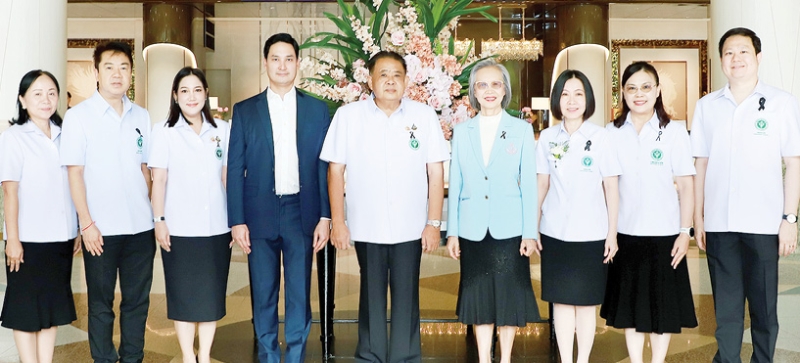 อนามัย “นมแม่” : อนัคพล อิงคะกุล รองประธานกรรมการบริหาร มิราเคิล กรุ๊ป ต้อนรับ วรโชติ สุคนธ์ขจร รมช.สาธารณสุข ในโอกาสเป็นประธานเปิดการประชุมวิชาการนมแม่ ครั้งที่ 9 “Breastfeeding : Make it Happen, Make it Happy” จัดโดย พญ.ศิริพร กัญชนะ ประธานมูลนิธิศูนย์นมแม่แห่งประเทศไทย โดยมี พญ.อัมพร เบญจพลพิทักษ์ อธิบดีกรมอนามัย ร่วมงาน ที่ โรงแรมมิราเคิล แกรนด์ คอนเวนชั่น เขตหลักสี่