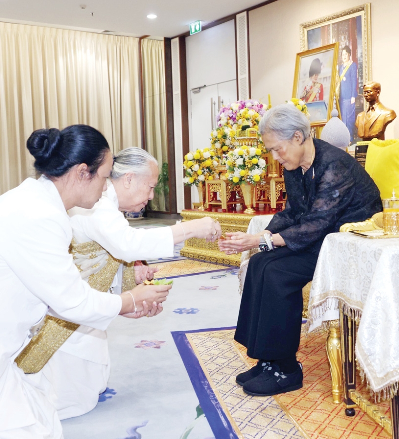 สมเด็จพระกนิษฐาธิราชเจ้า กรมสมเด็จพระเทพรัตนราชสุดาฯ สยามบรมราชกุมารี เสด็จออกแทนพระองค์ ณ วังสระปทุม
พระราชทานพระราชวโรกาสให้คณะพราหมณ์ที่ประกอบพระราชพิธีตรียัมพวาย-ตรีปวาย เฝ้าฯ ถวายพระพรชัยมงคล
และทูลเกล้าฯ ถวายสิ่งของเครื่องพิธีแด่พระบาทสมเด็จพระเจ้าอยู่หัว สมเด็จพระนางเจ้าฯ พระบรมราชินี และ
สมเด็จพระกนิษฐาธิราชเจ้า กรมสมเด็จพระเทพรัตนราชสุดาฯ สยามบรมราชกุมารี เมื่อวันที่ 9 มกราคม 2569