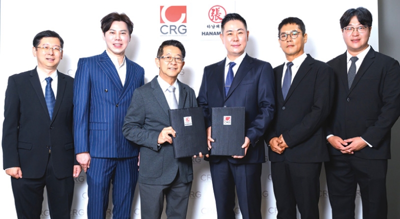 ปิ้งย่างเกาหลี : ณัฐ วงศ์พานิช กก.ผจก.ใหญ่ บจก.เซ็นทรัล เรสตอรองส์ กรุ๊ป (CRG) ได้รับสิทธิ์มาสเตอร์
แฟรนไชส์แบรนด์ “Hanam BBQ” ร้านปิ้งย่างเกาหลีระดับพรีเมียมจากประเทศเกาหลีใต้ มีเกือบ 200 สาขา
ทั่วเกาหลีใต้ ขยายแฟรนไชส์ไปแล้วในหลายประเทศ อาทิ มาเลเซีย ญี่ปุ่น อินโดนีเซีย เวียดนาม ลาว และอยู่ระหว่าง
การขยายสู่ประเทศสหรัฐอเมริกาพร้อมเตรียมเปิด Hanam BBQ สาขาแรกในประเทศไทยในช่วงกลางปี 2569

