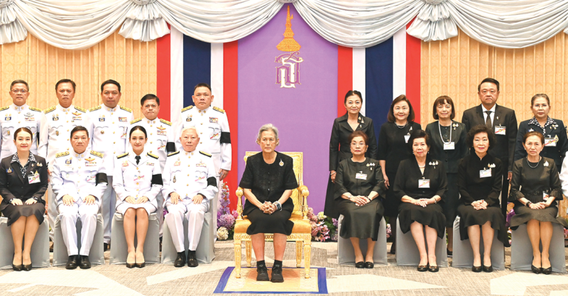 สมเด็จพระกนิษฐาธิราชเจ้า กรมสมเด็จพระเทพรัตนราชสุดาฯ สยามบรมราชกุมารี เสด็จพระราชดำเนินไปในการพระราชทานเข็ม “พุ่มเพชร” แก่
ผู้ว่าราชการจังหวัดที่ดำรงตำแหน่งเป็นครั้งแรก ในฐานะประธานคณะกรรมการทุนการศึกษาของมูลนิธิร่วมจิตต์น้อมเกล้าฯ เพื่อเยาวชนฯ, ประธานแม่บ้าน
มหาดไทยจังหวัดที่ดำรงตำแหน่งเป็นครั้งแรก ในฐานะประธานคณะกรรมการอุปการะเยาวชนประจำจังหวัดของมูลนิธิฯ และประธานคณะกรรมการอุปการะเยาวชนประจำกรุงเทพมหานคร ณ การไฟฟ้านครหลวง สำนักงานใหญ่ เขตคลองเตย กรุงเทพมหานคร เมื่อวันจันทร์ที่ 2 กุมภาพันธ์ 2569