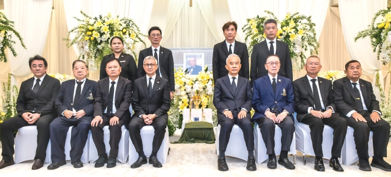 ผู้มีคุณูปการแห่งวงการกีฬา : พิมล ศรีวิกรม์ ประธานคณะกรรมการโอลิมปิคแห่งประเทศไทย ในพระบรมราชูปถัมภ์ และ สุวัจน์ ลิปตพัลลภ ผู้บริหาร บมจ.พราว
เรียลเอสเตท พร้อมด้วย สมาคมวิศวกรแห่งประเทศไทย, ศิษย์เก่าโรงเรียนอัมสัมชัญ รุ่น 96 และเพื่อนเขาพระ เป็นเจ้าภาพในพิธีสวดอภิธรรม สินธุ พูนศิริวงศ์
อดีตนายกสมาคมกีฬาบิลเลียดแห่งประเทศไทย 15 สมัย ที่พัฒนาวงการสนุ้กเกอร์ไทยก้าวสู่ระดับโลก โดยกำหนดพิธีสวดพระอภิธรรม เวลา 18.30 น. ณ ศาลา 4 (สิทธิสยามการ) ถึงวันเสาร์ที่ 28 ก.พ. 2569 และกำหนดพิธีฌาปนกิจ ในวันอาทิตย์ที่ 1 มี.ค. 2569 เวลา 15.00 น. ณ เมรุหน้า วัดธาตุทอง เขตวัฒนา