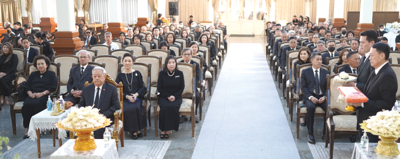 พระราชทานเพลิงศพ : พลเอกสุรยุทธ์ จุลานนท์ ประธานองคมนตรี เป็นประธานในพิธีพระราชทานเพลิงศพ กัลยา มหาดำรงค์กุล (ภรรยา ดิลก มหาดำรงค์กุล
อดีตนายกสมาคมไหหนำแห่งประเทศไทย) มารดา กฤษฎา - วิภาวรรณ มหาดำรงค์กุล โดยมีหลานชายผู้วายชนม์ ศุภกฤต มหาดำรงค์กุล (บุตรชาย กฤษฎา-วิภาวรรณ)
ร่วมต้อนรับแขกที่มาร่วมในพิธี ณ วัดสระเกศราชวรมหาวิหาร หรือ วัดภูเขาทอง เขตป้อมปราบศัตรูพ่าย กรุงเทพมหานคร เมื่อวันเสาร์ที่ 28 กุมภาพันธ์ 2569 เวลา 17.00 น.