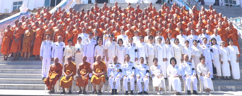 อุปสมบทถวายพระราชกุศล    พล.อ.อ.ชลิต พุกผาสุข องคมนตรี เป็นประธานในพิธีบรรพชาอุปสมบทหมู่ 150 รูป เพื่ออุทิศถวายพระราชกุศลแด่ สมเด็จพระนางเจ้าสิริกิติ์ พระบรมราชินีนาถ พระบรมราชชนนีพันปีหลวง องค์พระบรมราชินูปถัมภ์ จัดโดย มูลนิธิร่วมจิตต์น้อมเกล้าฯ เพื่อเยาวชน ในพระบรมราชินูปถัมภ์ โดยมี ม.ร.ว.ชิษณุสรร - ม.ร.ว.พร้อมฉัตร สวัสดิวัตน์, ชัยวัฒน์ ชื่นโกสุม, ผศ.ดร.พรทิพย์ พุกผาสุข, ดร.ประวิช รัตนเพียร, พล.ต.ท.อรรถกฤษณ์ ธารีฉัตร, มนต์สิทธิ์ ไพศาลธนวัฒน์ ผวจ.จันทบุรี, ดร.พรชัย มงคลวนิช และ กรรณภรณ์ วงศ์ปิยะกุล ร่วมพิธี ณ วัดเทพประทาน (อธิพร) อำเภอสอยดาว จังหวัดจันทบุรี 