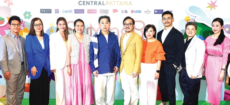 “เทศกาลรับฤดูร้อนแห่งปี” : ดร.ณัฐกิตติ์ ตั้งพูลสินธนา กก.ผจก.ใหญ่ สายงานการตลาด บมจ.เซ็นทรัลพัฒนา
เปิดแคมเปญ “SUMMER FEST 2026 : SOUND OF SUMMER” ที่ ศูนย์การค้าเซ็นทรัลเวิลด์
ผนึกกำลังพันธมิตรชั้นนำ เปลี่ยนซอฟต์พาวเวอร์ไทยและพลังแฟนด้อมให้เป็นแรงขับเคลื่อนเศรษฐกิจ จัดเต็ม
1,000 อีเวนต์ความสนุกทั่วประเทศ ช้อป กิน เที่ยว สนุกให้ลั่น ถึง 10 พ.ค. 2569 ที่ศูนย์การค้าเซ็นทรัล ทั่วประเทศ