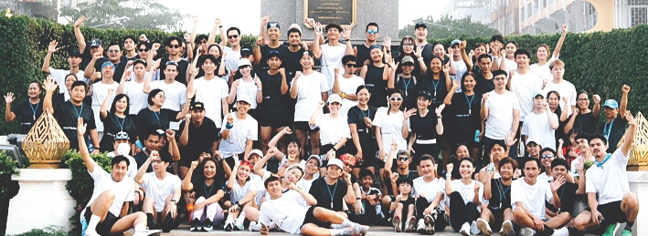 วิ่งใจกลางเมืองอุดรธานี : ระวิน มุคขจี ผอ.ฝ่ายการตลาด ส่วนบริหารประสบการณ์ลูกค้า บมจ.ไทยสมุทร
ประกันชีวิต จัดกิจกรรมวิ่ง “OCEAN LIFE Running Club x 41000 RUNCLUB” ให้กับสมาชิก 41000
Cityrun Club และนักวิ่งชาวอุดรธานี สร้างแรงบันดาลใจให้ทุกคนหันมาออกกำลังกาย ดูแลสุขภาพ และเริ่มต้นรักตัวเองด้วยการวิ่ง เพื่อส่งต่อพลังความรัก มิตรภาพ และสุขภาพที่ดีทั่วประเทศ ที่จังหวัดอุดรธานี