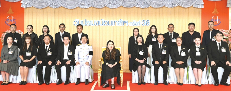 สมเด็จพระเจ้าน้องนางเธอ เจ้าฟ้าจุฬาภรณวลัยลักษณ์ อัครราชกุมารี กรมพระศรีสวางควัฒน วรขัตติยราชนารี เสด็จไปทรงเปิดงาน “วันประมงน้อมเกล้าฯ ครั้งที่ 36”
ซึ่งกรมประมง ร่วมกับศูนย์การค้าฟิวเจอร์พาร์ค และสเปลล์ จัดภายใต้แนวคิด “Amazing Aquatic Thailand : มหัศจรรย์สายน้ำแห่งเมืองไทย” ถึงวันอาทิตย์ที่
12 กรกฎาคม 2569 โดยมี นางสาวจิตตินันท์ หวั่งหลี กรรมการผู้จัดการร่วม กลุ่มงานธุรกิจ ศูนย์การค้าฟิวเจอร์พาร์คและสเปลล์ พร้อมด้วยคณะผู้บริหาร ผู้แทน
ภาครัฐ และภาคเอกชน เฝ้ารับเสด็จ ณ ศูนย์การค้าฟิวเจอร์พาร์คและสเปลล์ อำเภอธัญบุรี จังหวัดปทุมธานี เมื่อวันศุกร์ที่ 3 กรกฎาคม 2569 เวลา 13.53 น.