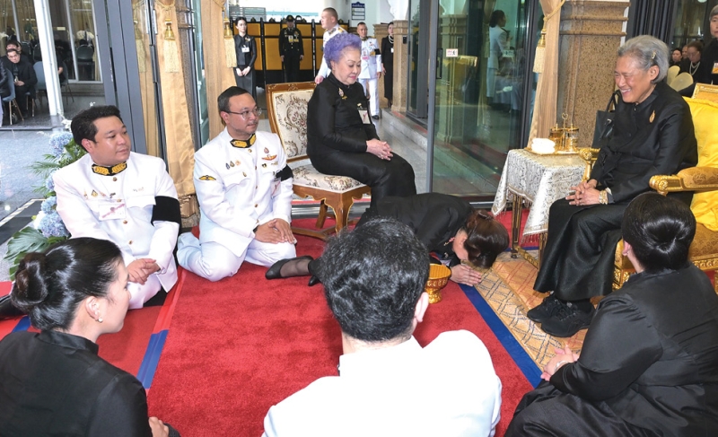 สมเด็จพระกนิษฐาธิราชเจ้า กรมสมเด็จพระเทพรัตนราชสุดาฯ สยามบรมราชกุมารี เสด็จพระราชดำเนินไปในการพระราชทานเพลิงศพ พลเอกณรงค์ จารุเศรนี ม.ว.ม., ป.ช.ภ., ป.ร.4 ซึ่งสำเร็จการศึกษาจากโรงเรียนนายร้อยพระจุลจอมเกล้า รุ่นที่ 12 อดีตผู้บังคับการกองลาดตระเวนกองพันทหารม้าที่ 4, ผู้บังคับกองพันทหารม้าที่ 4 รักษาพระองค์ และ รองผู้บังคับกรมทหารม้าที่ 5 ณ เมรุวัดโสมนัสราชวรวิหาร เขตป้อมปราบศัตรูพ่าย กรุงเทพมหานคร เมื่อวันอาทิตย์ที่ 5 กรกฎาคม 2569