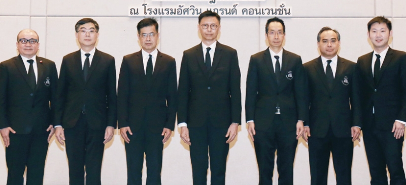 ส่งเสริมความร่วมมือ : ธรรมนูญ พิทยาภรณ์ อธิบดีผู้พิพากษาศาลทรัพย์สินทางปัญญาและการค้าระหว่าง
ประเทศกลาง เปิดโครงการส่งเสริมการประสานความร่วมมือด้านการยุติธรรมของหน่วยงานในกระบวนการ
ยุติธรรม โดยมี สรวิศ ลิมปรังษี รองอธิบดีผู้พิพากษาศาลทรัพย์สินทางปัญญาฯ, เผ่าพันธ์ ชอบน้ำตาล
รองเลขาธิการ สนง.ศาลยุติธรรม และผู้พิพากษาฯ ร่วมงาน ณ โรงแรมอัศวิน แกรนด์ คอนเวนชั่น เขตหลักสี่