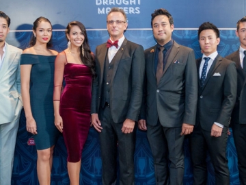 เฟ้นหาสุดยอด 3 นักรินเบียร์ : ระวิน ศุภวานิช ผจก.ทั่วไป บจ.บริวเบอรี่ จัดงาน “Stella Artois Thailand Draught Masters 2016” แข่งขันการรินเบียร์ ครั้งที่ 6 ในประเทศไทย เพื่อเฟ้นหาสุดยอด 3 นักรินเบียร์ เป็นตัวแทนประเทศไทยเข้าร่วมการแข่งขันกับตัวแทนจากประเทศต่างๆ ในระดับภูมิภาคในงาน “Stella Artois Regional Draught Masters 2016” ณ ประเทศมาเลเซีย มีบุคคลในวงการเข้าร่วมงานจำนวนมาก ณ โรงแรมเจดับบลิว แมริออท กรุงเทพฯ