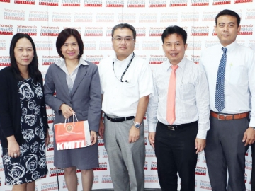 พัฒนาสังคม : รศ.ดร.คมสัน มาลีสี คณบดี คณะวิศวกรรมศาสตร์ สถาบันเทคโนโลยีพระจอมเกล้าเจ้าคุณทหารลาดกระบัง และ มร.คุนิฮารุ ซาซากิ บจก.ฮีโน่มอเตอร์ แมนูแฟคเจอริ่ง(ประเทศไทย) ผสานความร่วมมือในโครงการฝึกงานเพื่อเยาวชน