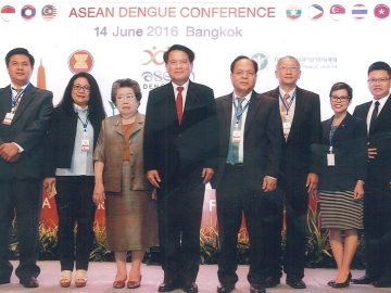 ประชุม : นายแพทย์อำนวย กาจีนะ อธิบดีกรมควบคุมโรค กระทรวงสาธารณสุข เป็นประธานเปิด “การประชุมวันไข้เลือดออกอาเซียน ครั้งที่ 6” จัดโดย กระทรวงสาธารณสุข ณ ห้องแกรนด์บอลรูม โรงแรมแชงกรี-ลา กรุงเทพฯ