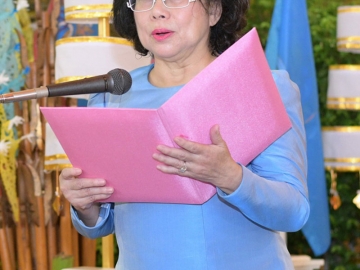 รศ.ดร.วีณา เชิดบุญญชาติ เลขาธิการมูลนิธิอุบลรัตน์ฯ กล่าววัตถุประสงค์ของการจัดงาน