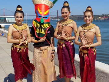 ผีตาโขนกับอัปสรไทยใน Lisbon