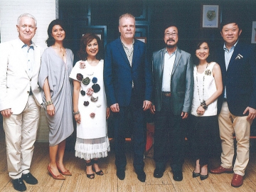 เลี้ยงอำลา : สุทธิธรรม จิราธิวัฒน์ กรรมการและประธานคณะที่ปรึกษา บริษัทกลุ่มเซ็นทรัล จำกัด จัดงานเลี้ยงอำลาตำแหน่งแด่ มร.มิคเคล เหมนิธิ วินเธอร์ เอกอัครราชทูตเดนมาร์ก ประจำประเทศไทย และ ภริยา รัตนวดี เหมนิธิ วินเธอร์ ณ ห้องอาหารอูโนมาส โรงแรมเซ็นทาราแกรนด์ และบางกอกคอนเวนชั่นเซ็นเตอร์ เซ็นทรัลเวิลด์