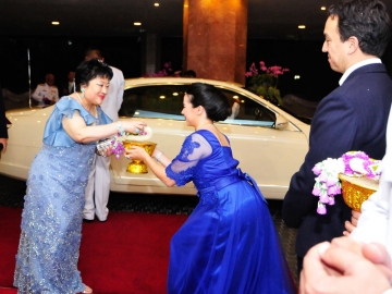 พระเจ้าวรวงศ์เธอ พระองค์เจ้าโสมสวลี พระวรราชาทินัดดามาตุ เสด็จเป็นองค์ประธานงานกาลาดินเนอร์ “สุนทรีย์รมย์สมเด็จพระบรมราชินีนาถ” มี คุณพลอยไพลิน เจนเซ่น วิลเล่อร์ รับเสด็จ