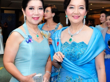 ทัศนีย์ ศัลย์วิวรรธน์ กับ พญ.ยุวดี เลี่ยวไพรัตน์