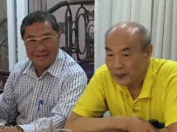 พล.อ.นพ.ชูฉัตร กำภู ณ อยุธยา และ รศ.ประพันธ์พงศ์
เวชชาชีวะ