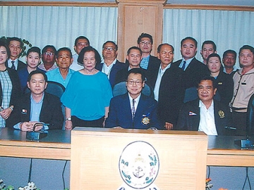 ประชุม : เรือเอกพิชณ์พงศ์ หนองบัว ผู้อำนวยการสำนักนำร่อง กรมเจ้าท่า เป็นประธานเปิดการประชุมชี้แจงและเปิดรับฟังความคิดเห็น จากผู้ประกอบการเดินเรือโครงการ “พัฒนาริมฝั่งแม่น้ำเจ้าพระยา” โดยมี มนูญ พุฒทอง นายกสมาคมเรือไทย ร่วมประชุม ที่ห้องประชุม 1 กรมเจ้าท่า