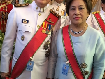 มนู-ผศ.ประภัสสร เลียวไพโรจน์