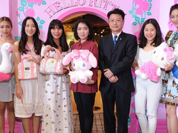 น่ารัก : รุ่งนิภา ศรีวิริยะเลิศกุล จัดงาน “Central/ZEN Sanrio Fair 2016” เปิดตัวมายเมโลดี้ เอ๊กซ์ คลอเส็ท คอลเลคชั่นใหม่พร้อมโปรโมชั่นสุดคุ้ม โดยมี มร.คล๊าก เย่ห์, มลลิกา เรืองกฤตยา, กิตติยา เลาหพงศ์ชนะ, อรฉัตร เลาหพล, นารดา อังคทะวานิช, อัษฎาพร สิริวัฒน์ธนกุล ร่วมงาน ณ ศูนย์การค้าเซ็นทรัลพลาซา ลาดพร้าว