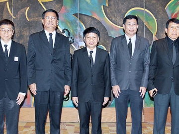 ยุทธศาสตร์ : เสริมสกุล คล้ายแก้ว ผู้ว่าการการไฟฟ้าส่วนภูมิภาค เปิดสัมมนา “PEA และ Balanced Scorecard ครั้งที่ 1” โดยมี 6 รองผู้ว่าการฯ ดุษฎี ลิ่มทอง, ฉัตรชัย ทวีโภค, พูลสิริ ธรรมสโรช, วิลาศ งามแสงรุ่งสาโรจน์, ประกาญจน์ วงศ์พุฒิ และ มนูญ จันทรักษา ร่วมงาน ที่โรงแรมมิราเคิล แกรนด์ฯ