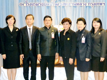 เร่งพัฒนาประสิทธิภาพ : จิรชัย มูลทองโร่ย ปลัดสำนักนายกรัฐมนตรี เปิดโครงการฝึกอบรมหลักสูตร “ผู้ช่วยผู้ตรวจราชการมืออาชีพ” ร่วมจัดโดย สำนักงานคณะกรรมการข้าราชการพลเรือน โดยมี จิรายุ นันท์ธราธร หัวหน้าผู้ตรวจราชการสำนักนายกรัฐมนตรี ต้อนรับ ที่โรงแรมรอยัลปริ๊นเซส หลานหลวง