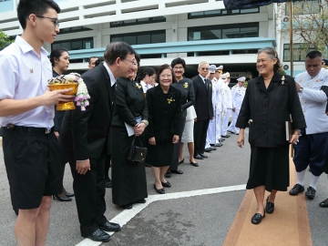 สมเด็จพระเทพรัตนราชสุดาฯ สยามบรมราชกุมารี เสด็จฯ ไปทรงเปิดงานประชุมวิชาการ “Thailand International Science Fair 2017” เพื่อเปิดโอกาสให้นักเรียนชั้นมัธยมศึกษาตอนปลายจากทั่วโลก นำเสนอผลงานโครงการวิทยาศาสตร์ เพื่อให้ครูและนักเรียนได้แลกเปลี่ยนประสบการณ์ทางวิชาการ โดยมีผู้เข้าร่วมงาน 296 คน จาก 45 โรงเรียนวิทยาศาสตร์ชั้นนำทั้งในประเทศ และต่างประเทศ ณ โรงเรียนมหิดล
วิทยานุสรณ์ อำเภอพุทธมณฑล จังหวัดนครปฐม เมื่อวันที่ 6 มกราคม 2560