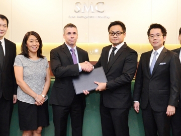 ศศินทร์ ผนึกไอเอฟซี : ผศ.ดร.ชัยพงษ์ พงษ์พานิช ผอ.ศูนย์วิจัยและให้คำปรึกษาศศินทร์ ลงนามข้อตกลงกับ International Finance Corporation องค์กรระหว่างประเทศ สมาชิกกลุ่มธนาคารโลกที่ส่งเสริมการลงทุนภาคเอกชนในประเทศกำลังพัฒนา มุ่งเสริมสร้างโครงสร้างพื้นฐานเพื่อการพัฒนาอย่างยั่งยืน