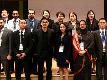 ถ่ายทอด : อรุษ นวราช เลขานุการมูลนิธิสังคมสุขใจ รับเชิญจาก สำนักงานคณะกรรมการกำกับหลักทรัพย์และตลาดหลักทรัพย์ เป็นวิทยากรบรรยาย “การขับเคลื่อนโครงการสามพรานโมเดล ตามหลักปรัชญาเศรษฐกิจพอเพียง” ให้กับผู้บริหารระดับสูงหน่วยงานกำกับดูแลตลาดทุนในประเทศ ที่ก.ล.ต.สนง.ใหญ่