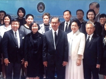 กำหนดยุทธศาสตร์ : รศ.ดร.นันทนา แจ้งสุวรรณ์ อธิการบดีมหาวิทยาลัยราชภัฏเทพสตรี เชิญ ดร.สุเมธ แย้มนุ่ม อุปนายกสภามหาวิทยาลัยเทพสตรี เป็นองค์ปาฐก ในโครงการ Reprofile สร้างความเข้าใจ และปรับยุทธศาสตร์การบริหารสู่ความเป็นเลิศ ที่ หอประชุมใหญ่ มหาวิทยาลัยราชภัฏเทพสตรี จังหวัดลพบุรี